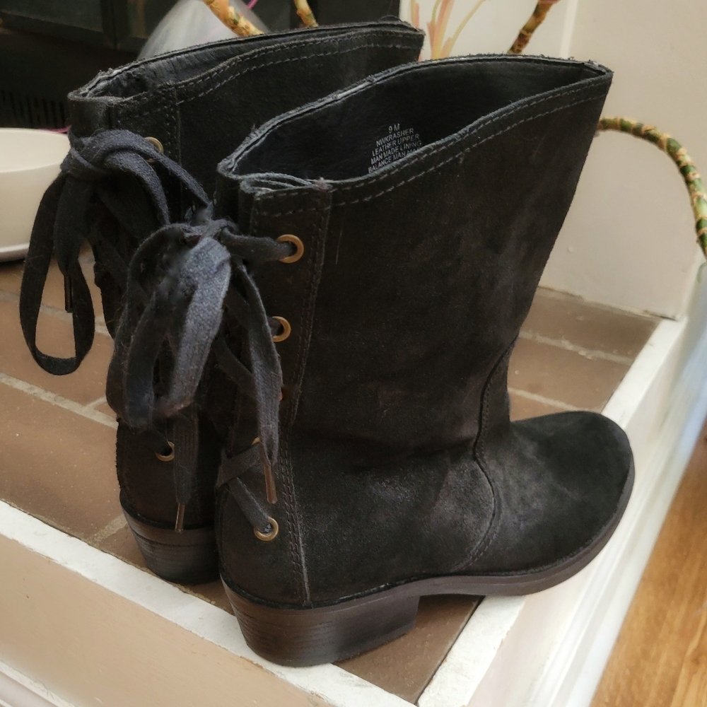 9 West Boots size 9